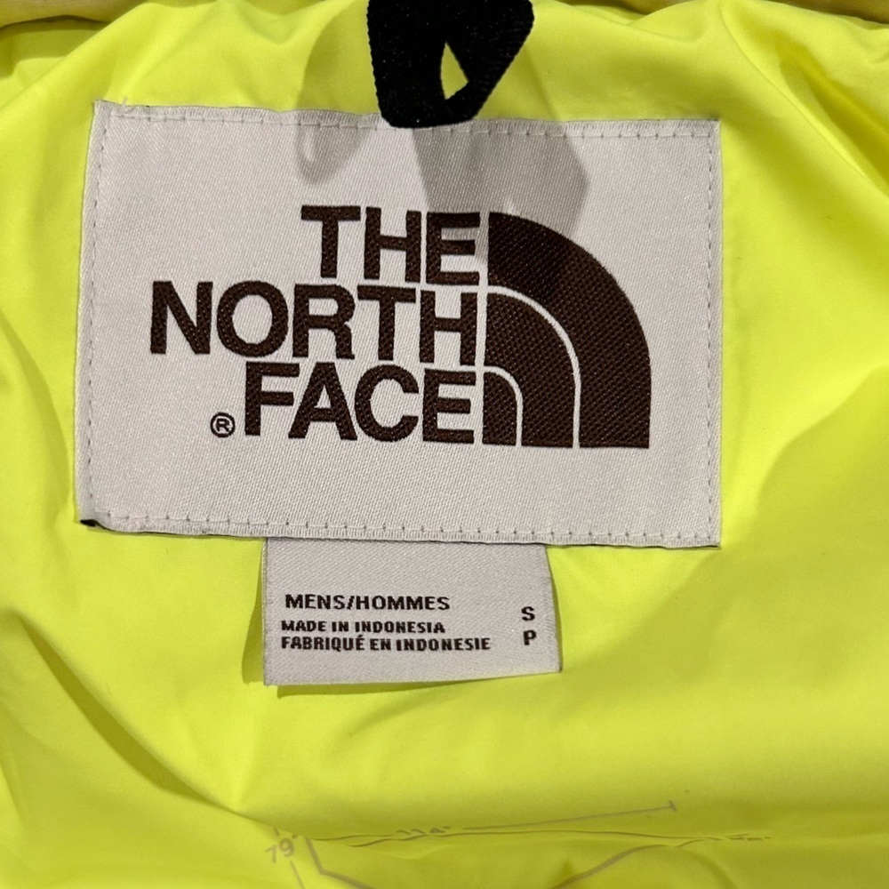 The North Face | 92 Low-Fi Hi-Tek Nuptse S Limited Edition (S) - Picture 7 of 14